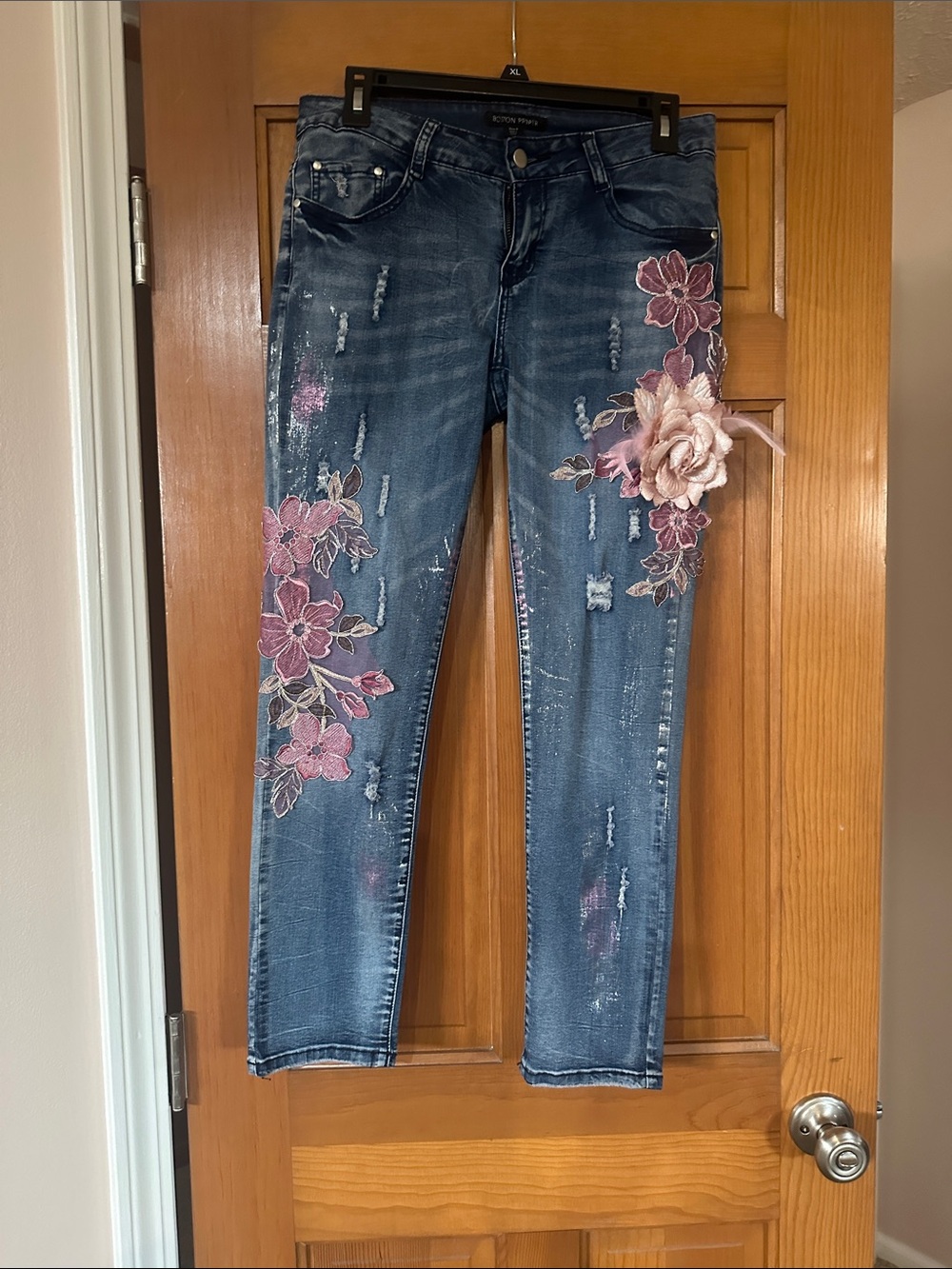 Boston Proper Blue Skinny Jeans with Pink Floral Appliqués